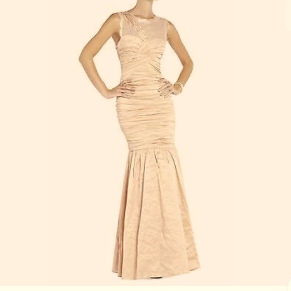BCBGMaxAzria Dresses & Skirts - NWT Bcbgmaxazria geo formal gown blush pink color sz 8 lace taffeta fit + flare